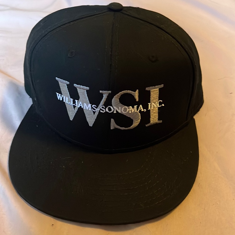 Williams Sonoma Inc. hat